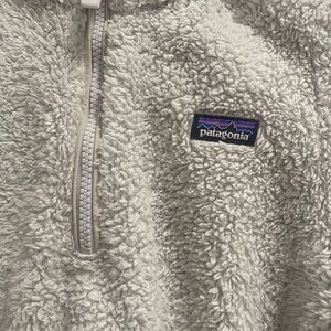 Girls XL Patagonia fleece pullover, size XL